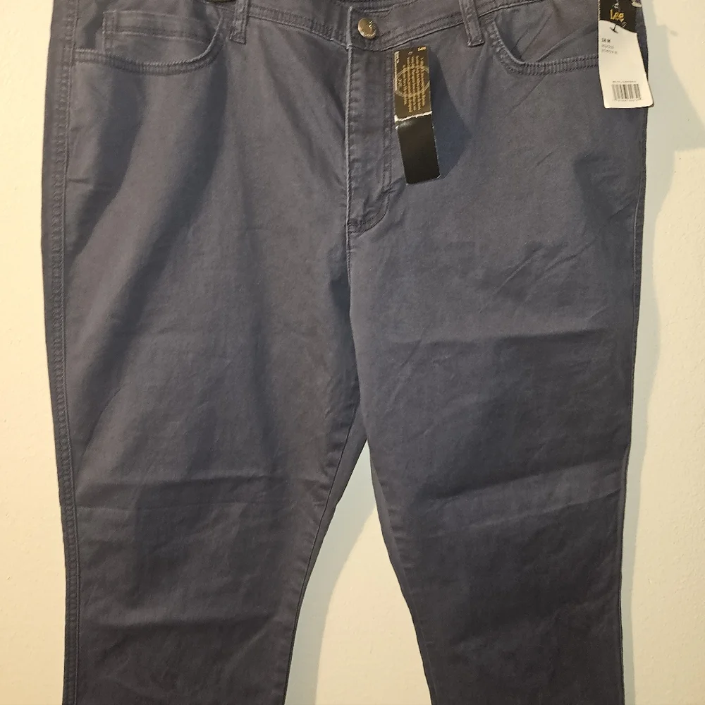 LEE Womans Weathered Blue Pants Size 18M - Picture 4 of 12